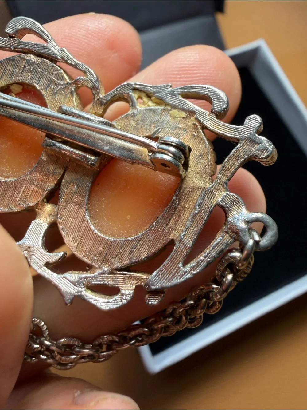 Vintage Mid-Century Double Cameo Sweater Guard Brooch Pin – Silver Tone Chatelai